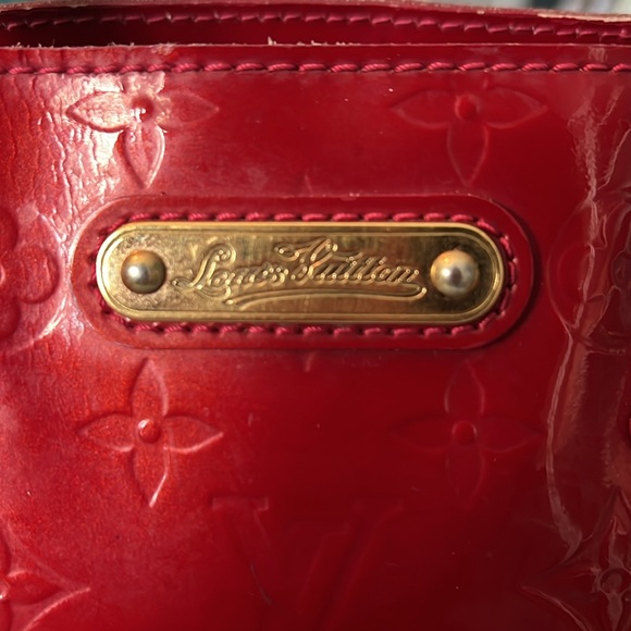 Louis Vuitton Wilshire PM Red Vernis Handbag with COA - Picture 5 of 15